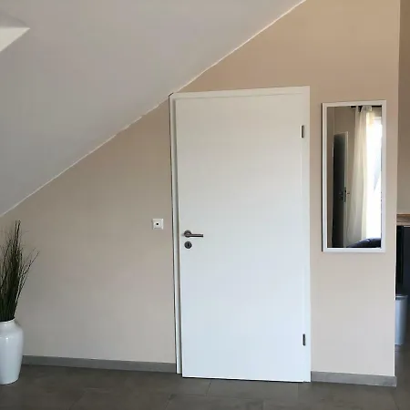 Ferienwohnung Steinmann - Am Eifelsteig - ブランケンハイム