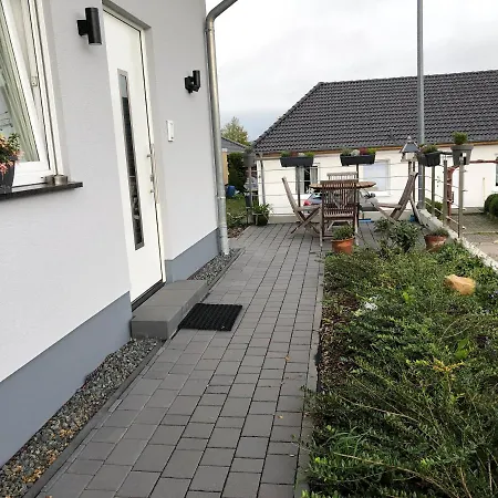 Ferienwohnung Steinmann - Am Eifelsteig - ブランケンハイム